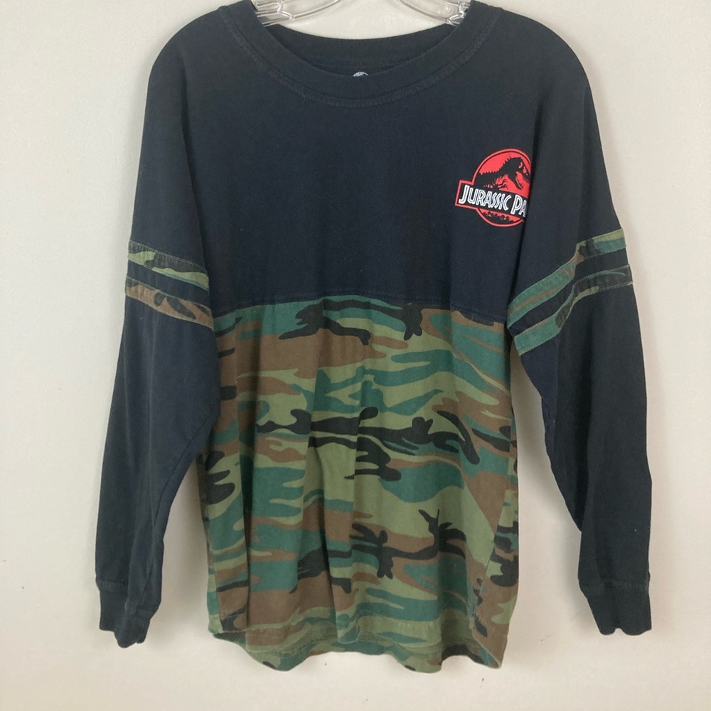 Universal studios Jurassic park, long sleeve, camo T-shirt, unisex XS